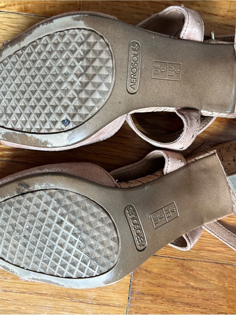 Aerosoles size 6 cork block heels taupe/camel Suede Open-Toe Sandals